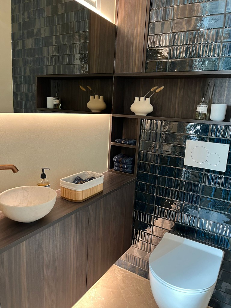 Inrichting badkamer en wc, Boschakker Budel